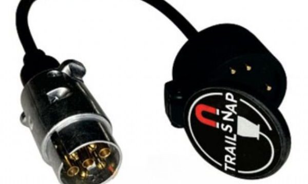 TrailSnap magnetic trailer plug and caravan electrical connector